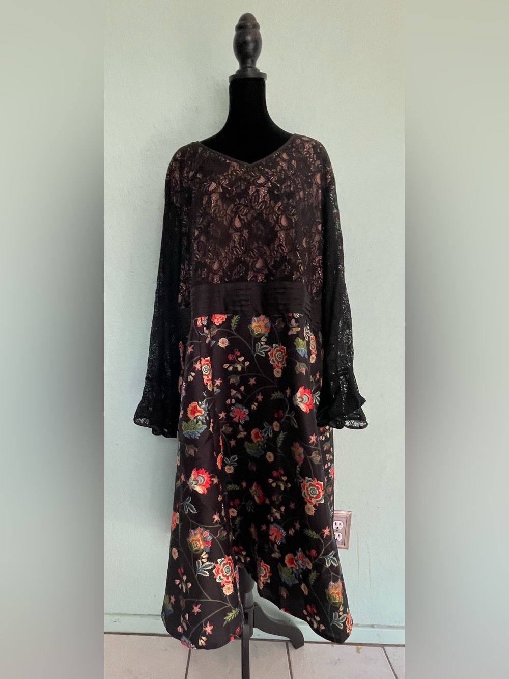 eshakti Black Floral Lace Mix Midi Dress